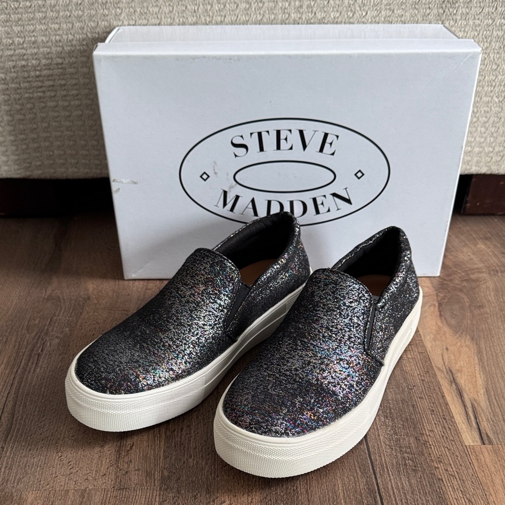 Steve Madden Gills platform sneaker